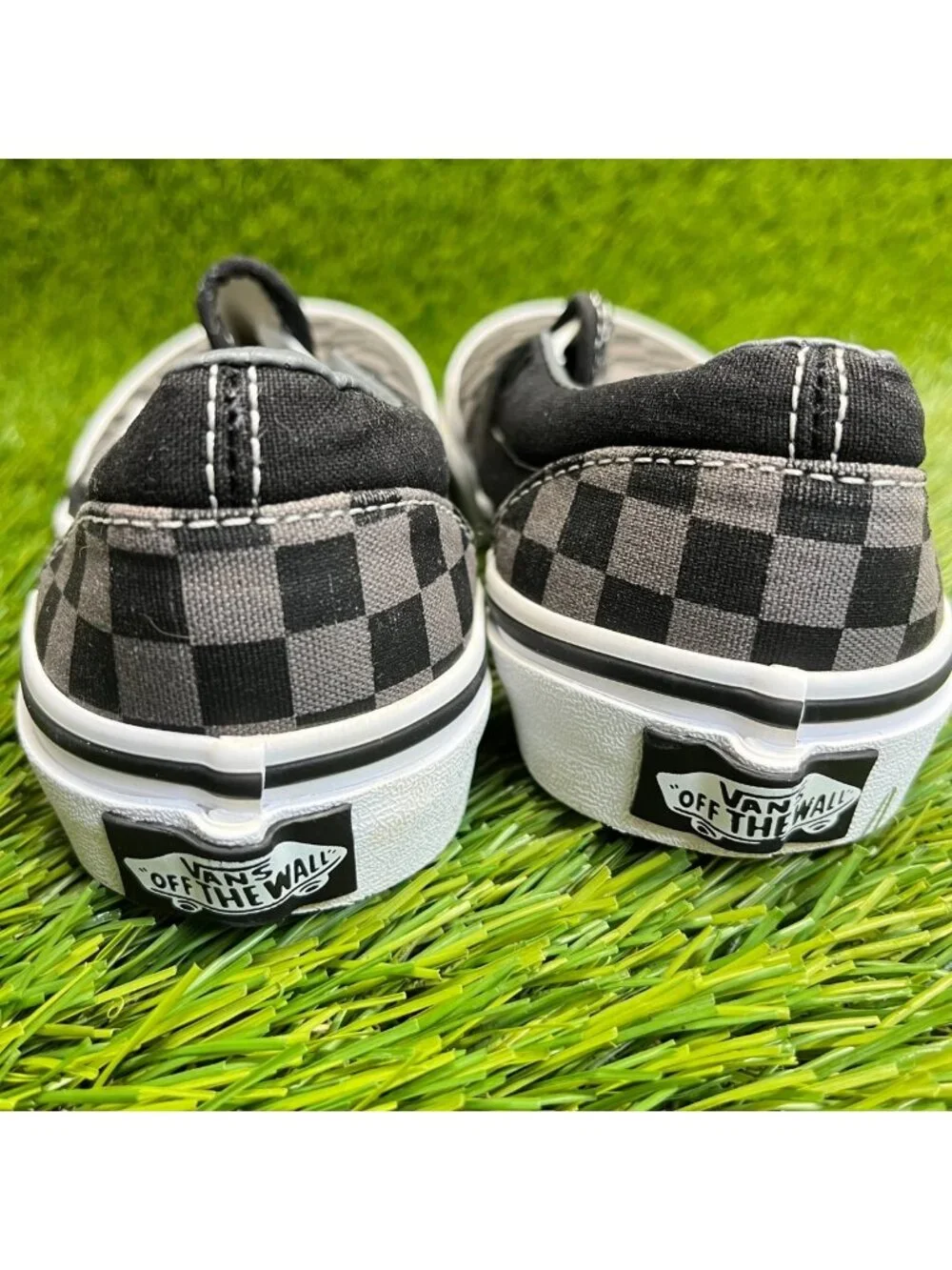 Vans Classic Slip-On Boys Size 1.5Y Black Gray Athletic Skate Shoes Sneakers
